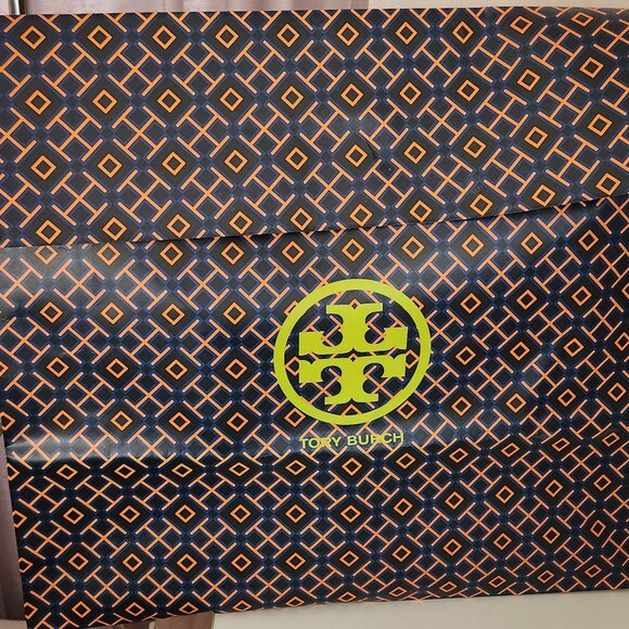 Tory Burch Thea Floral Appliqué Leather Hobo | NWT | Giftable - Picture 5 of 6